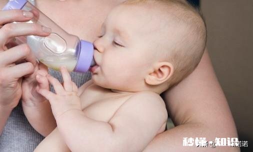 新生儿一饿喝奶粉就特别着急，经常呛奶怎么办