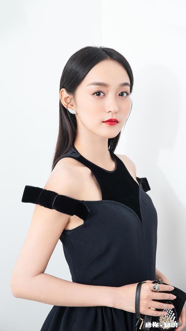 洁面啫喱、爽肤水和面霜的正确使用顺序是什么有哪些需要注意的问题