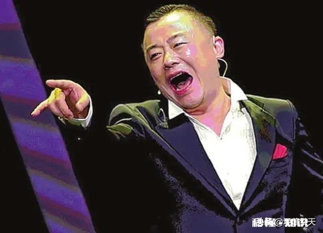 有专家能鉴定下这个茶壶是真玉吗挺重的泡茶喝对身体有好处吗