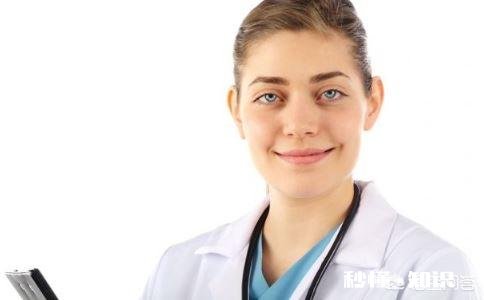 一抬头全身麻痹要不要紧