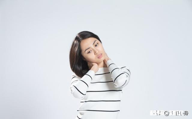 一抬头全身麻痹要不要紧