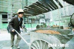 当你穷困潦倒的时候，孩子的生活质量该如何保障