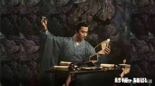 你能从唐诗中找出一句将抽象事物诗化为具体事物美的诗句吗