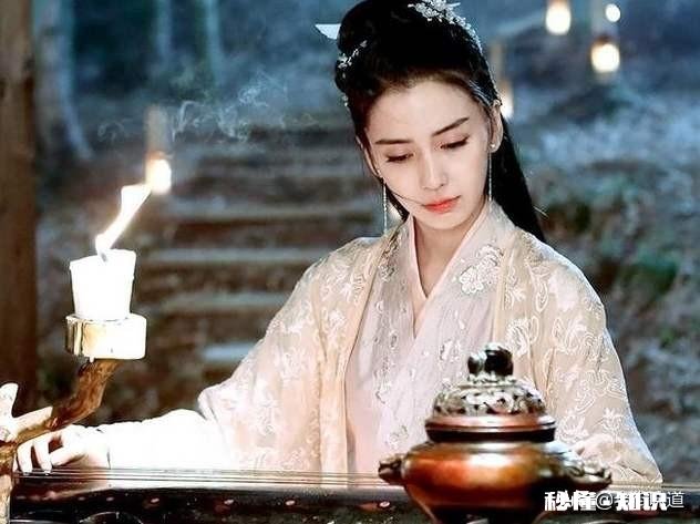 你能从唐诗中找出一句将抽象事物诗化为具体事物美的诗句吗