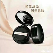 不脱妆，不暗沉，妆效持久的粉底有哪些好的品牌推荐