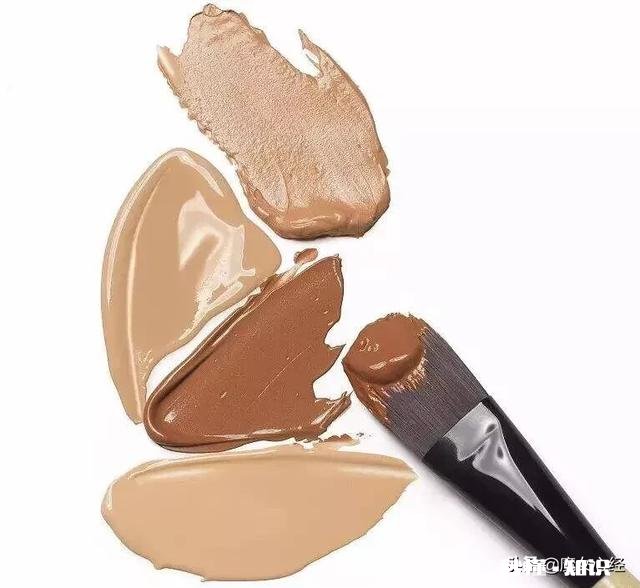 小姐姐们你们秋冬上气垫粉底都不卡粉吗，为什么我总是卡粉，怎么办