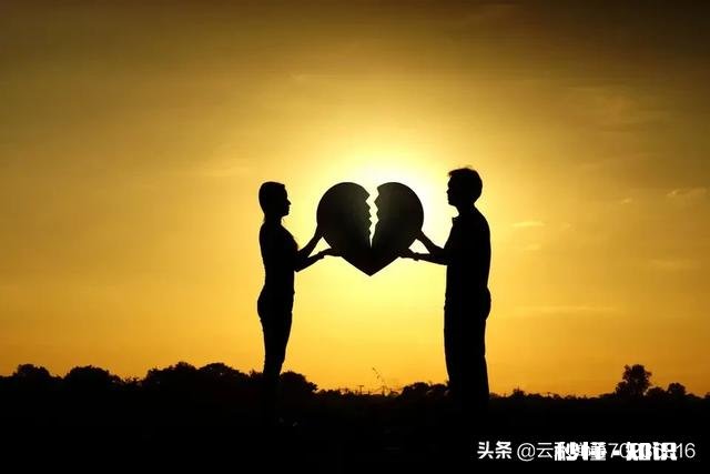 得到了又亲手把她弄丢了，最后自己后悔了，告诉我该怎么活下去呀