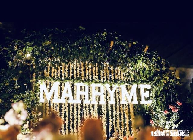 夫妻之间说话总是说不到一块去,应该怎么处理好呢