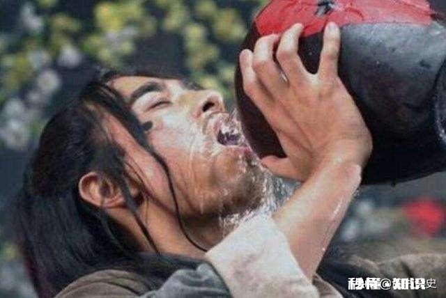 林冲当众休妻，这不是送于高衙内吗