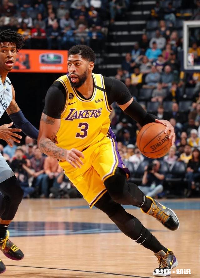 本赛季目前状态下的湖人可能交易掉浓眉或者威少吗