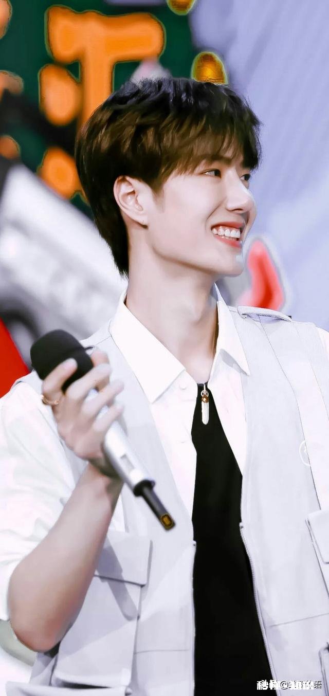 追星到底是什么感觉我也有喜欢的明星，可并没有那么疯狂的感觉