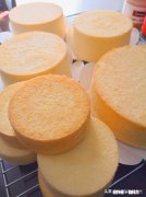 为什么蛋糕配方中会加一些玉米粉