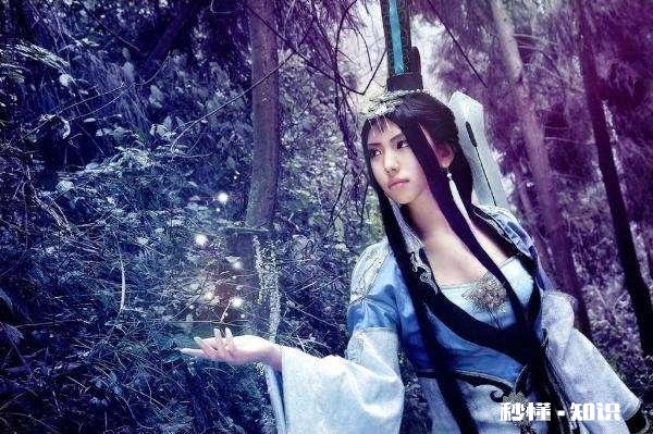 如何以“你己经杀了我整个狐族，还要我怎么样”写一遍古风虐文