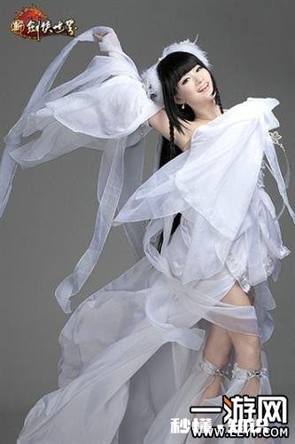 如何以“你己经杀了我整个狐族，还要我怎么样”写一遍古风虐文