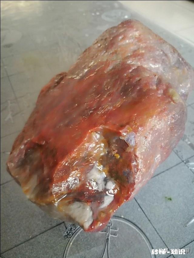 这个石头的字是天然还是人工