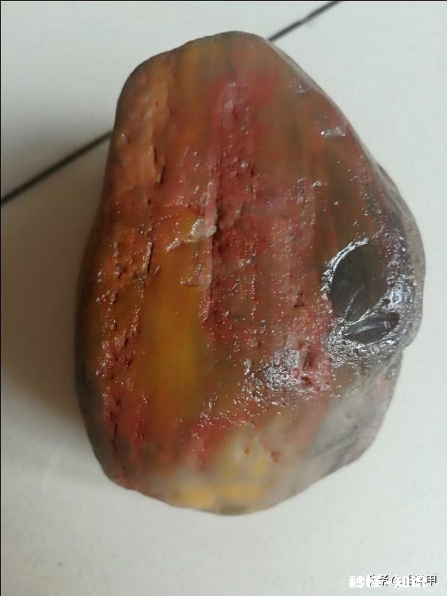 这个石头的字是天然还是人工