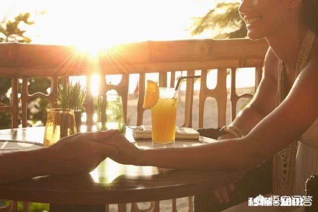 男朋友大三期末考试，然后这一天基本不回我，今天一句话也没说，真的可能一天不玩手机吗