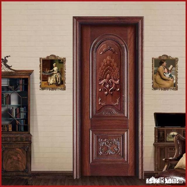 装修房子是先批墙还是先装门