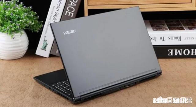 预算5000元左右，大一学生买哪款笔记本电脑比较好