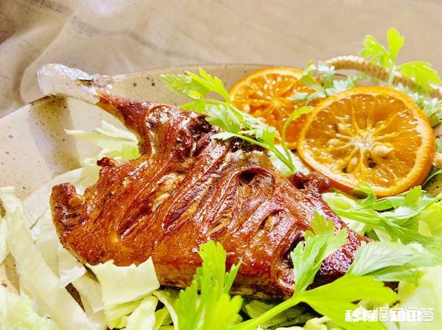 怎么用一百个字表达对美食的感悟