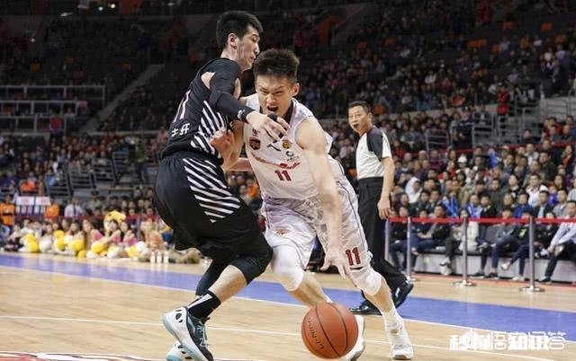 现在的广东宏远，与其他球队相比，强在哪里