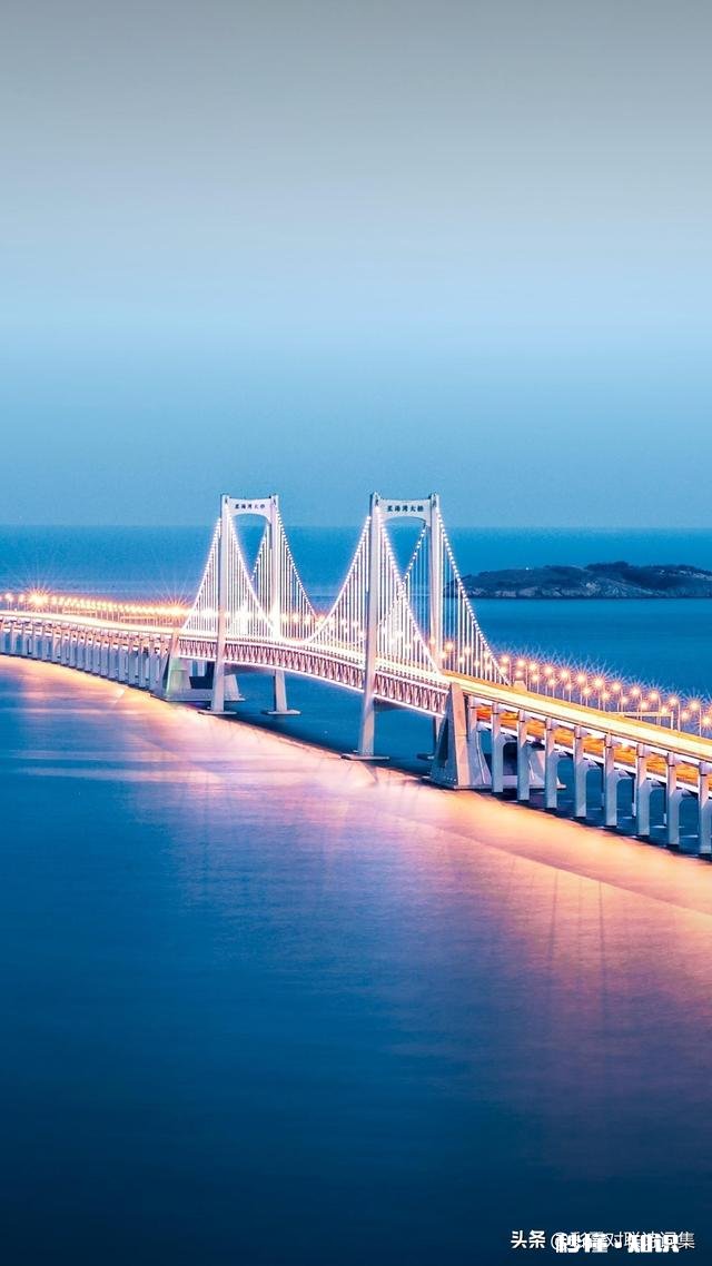 上联：一声征雁，半窗残月，凄凉只恐乡心起。下联怎么对