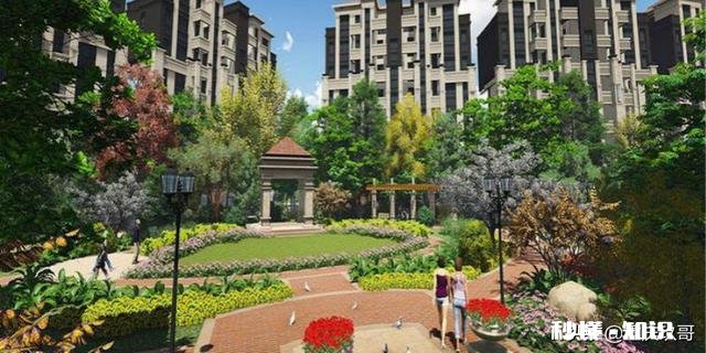 法拍房半年无法过户，主要对税费有疑议法院有义务出面协商吗