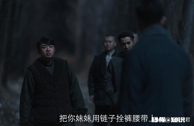 《新世界》中，小耳朵是什么组织的头领