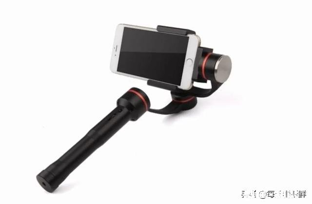 自己做自媒体，拍摄视频该怎么防止其在走路时画面抖动