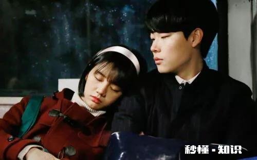 《请回答1988》正焕跟德善表白那段戏，如果正焕不说是开玩笑，德善会做出什么回应呢