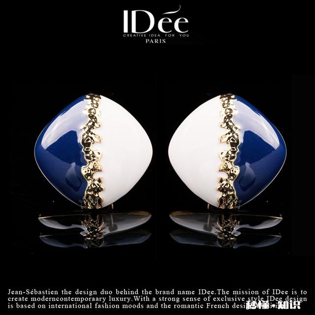 有没有人知道，该给女朋友买什么样的耳饰品或者女人喜欢什么样的耳钉