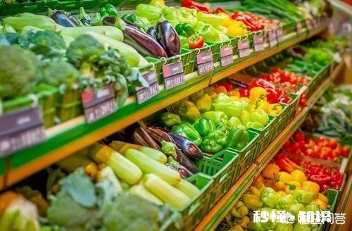 今年有些地区农产品滞销，种植户说不赚钱，商家说赔钱，顾客说贵问题出在哪里