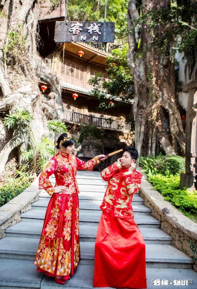 八九年属蛇的，现在都什么状况，结婚没