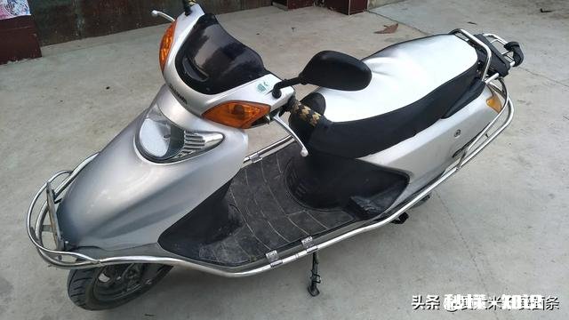 有没有踏板摩托车，价格便宜质量又好的，价格在3000以内的最好