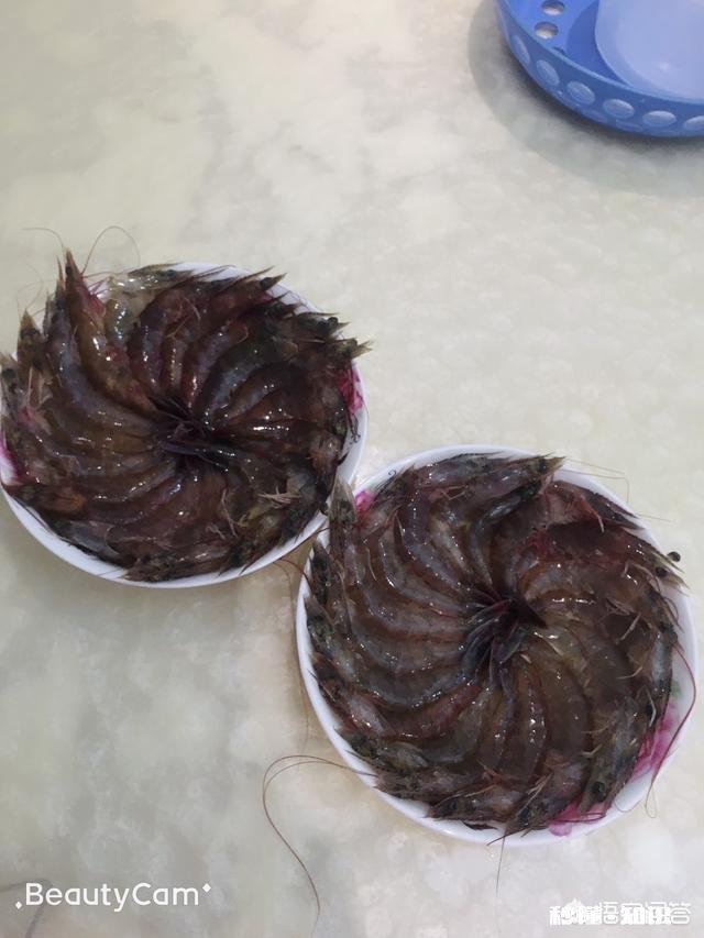 在四川,家里多数人不吃辣椒,年夜饭做些什么菜好