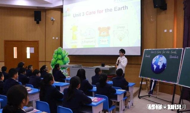 送孩子上私立小学学费比公立多20倍送还是不送呢