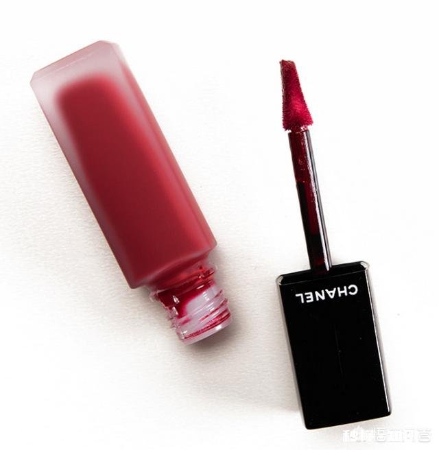 有哪些好看的复古暗红色口红推荐