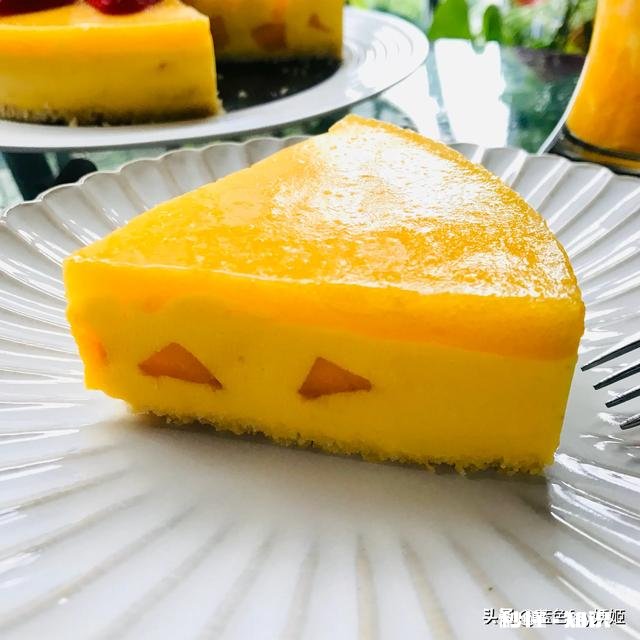 请问有没有做美食好看的碗碟之类的，比较少女心又不反光的