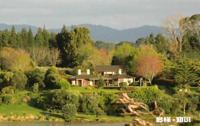 宅基地本村内流转，可以翻建吗