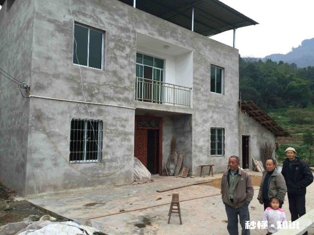 宅基地本村内流转，可以翻建吗