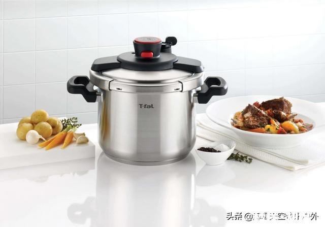 高压锅突然连锅盖带粥都喷出来是怎么回事