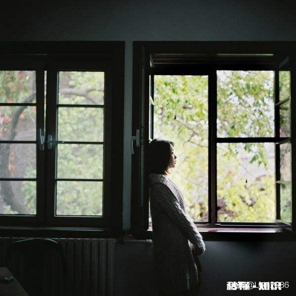 经常半夜醒，会想起前男友，怎么办