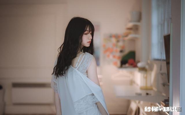 同一个妆容，拍了室内、拍户外，合理吗