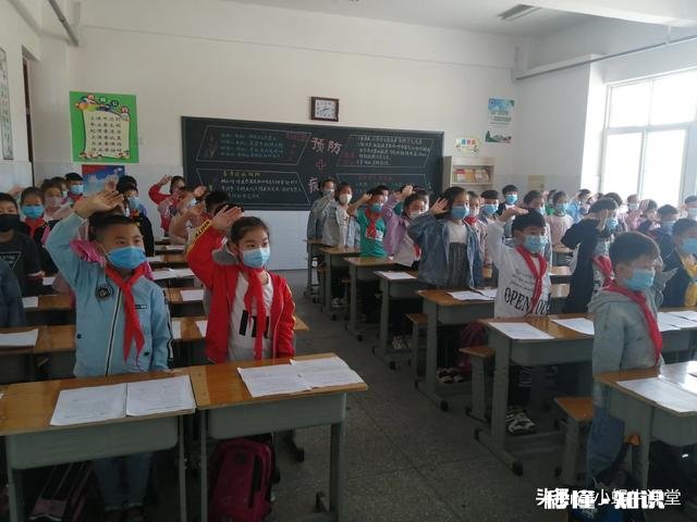 现在都在上网课，一科目一年级一教师就够了，是否现在老师太多了