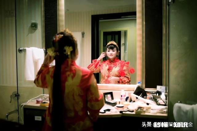 人像摄影，拍背影同时还可以露脸的方案有几种