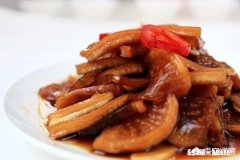 请问有没有哪位师傅知道黄豆酱腌制的酱菜怎么腌制