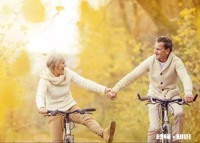 在一个家庭中，到底是亲子关系重要还是夫妻关系重要