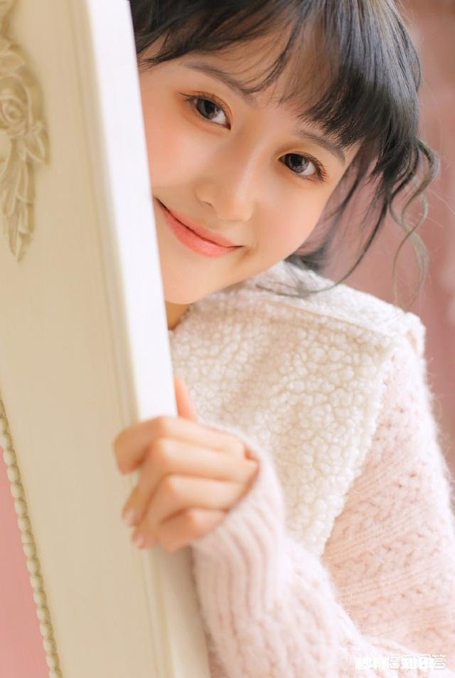 尼康D700挂50mmf/1.4镜头，能拍出质感大片人像照吗