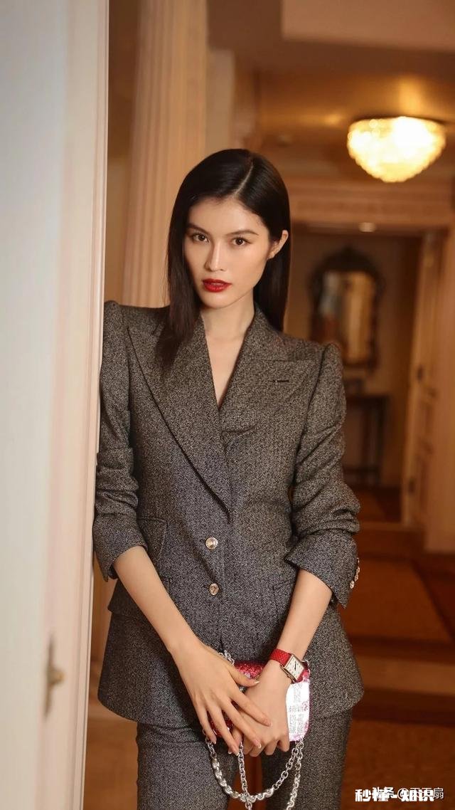 对于把感情看得比什么都重要的人，该如何跟他讲道理呢