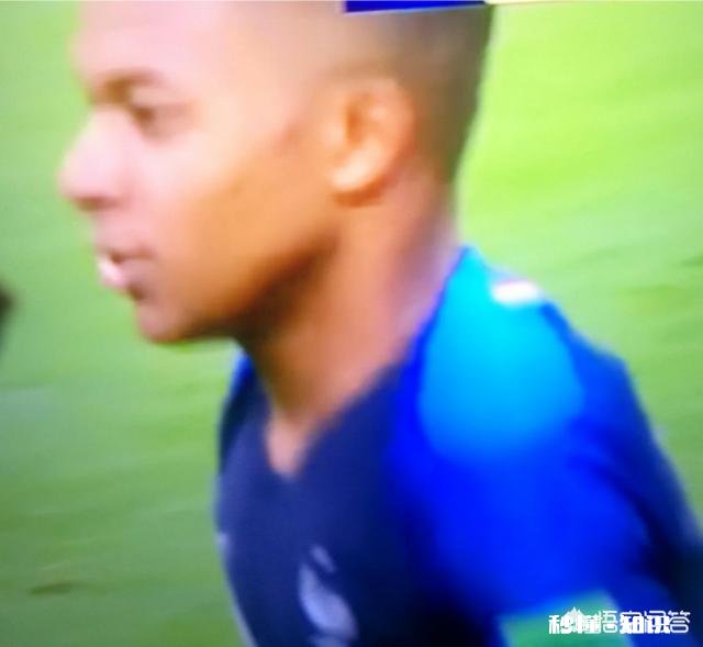 姆巴佩独造三球送走梅西，他能接班梅罗吗